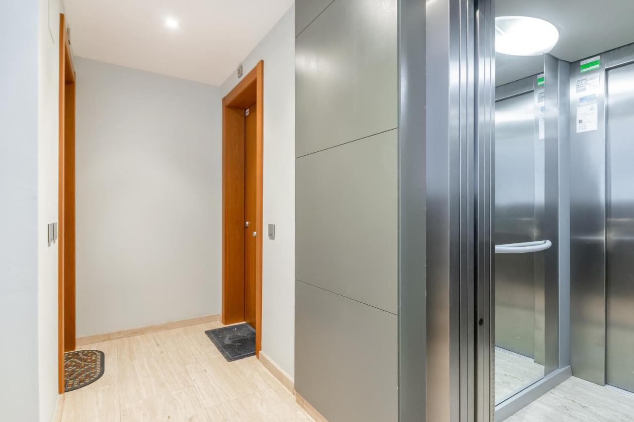 Sant Sebastia Moderno Apartamento A 100 Metros De La Playa Sitges Zewnętrze zdjęcie